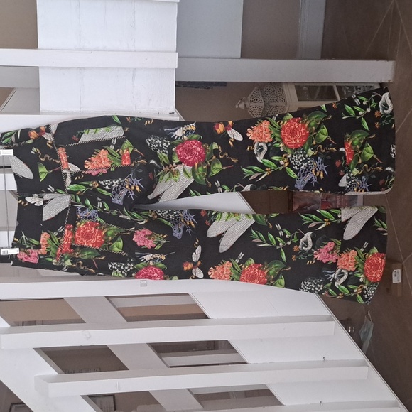 Adriana Barra Linen Floral Flare Pant with pockets and permanent seams EUC sz40 - Picture 8 of 13